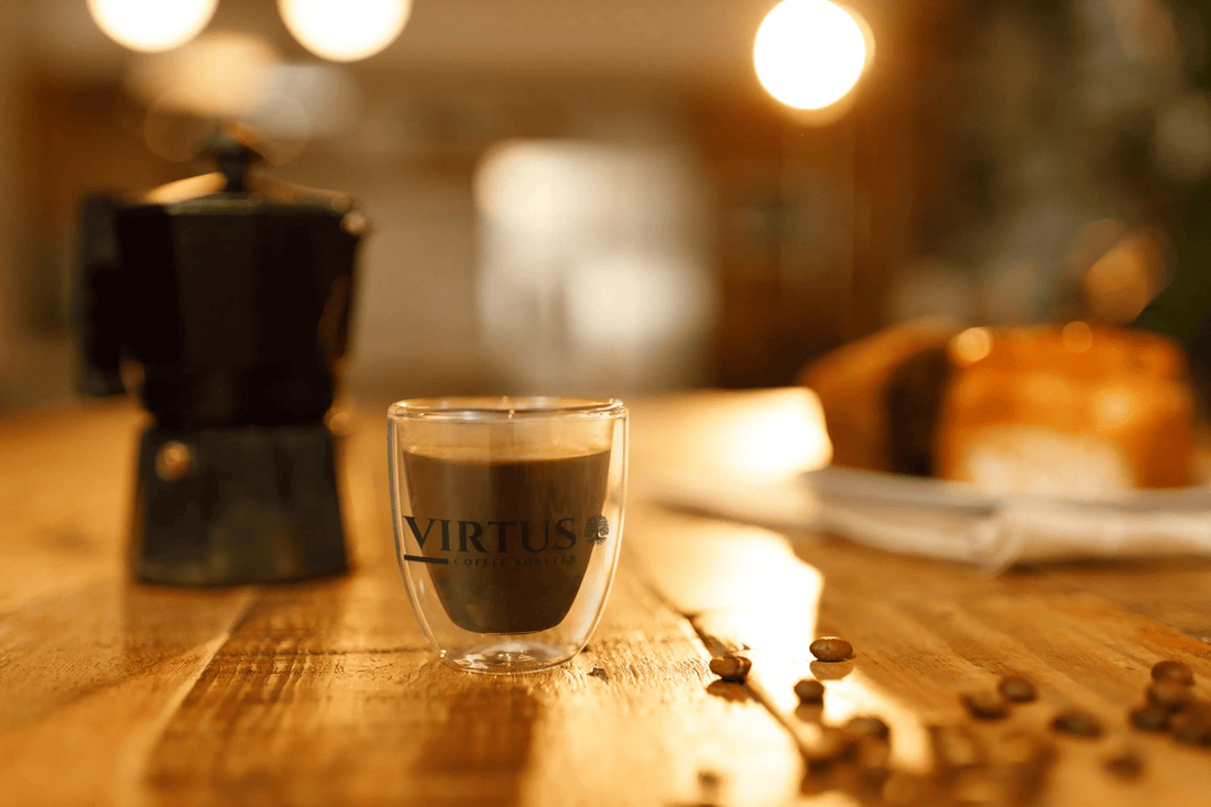 Le café de spécialité : tout savoir sur ses origines, ses critères et son impact en 2025 - Virtus Café