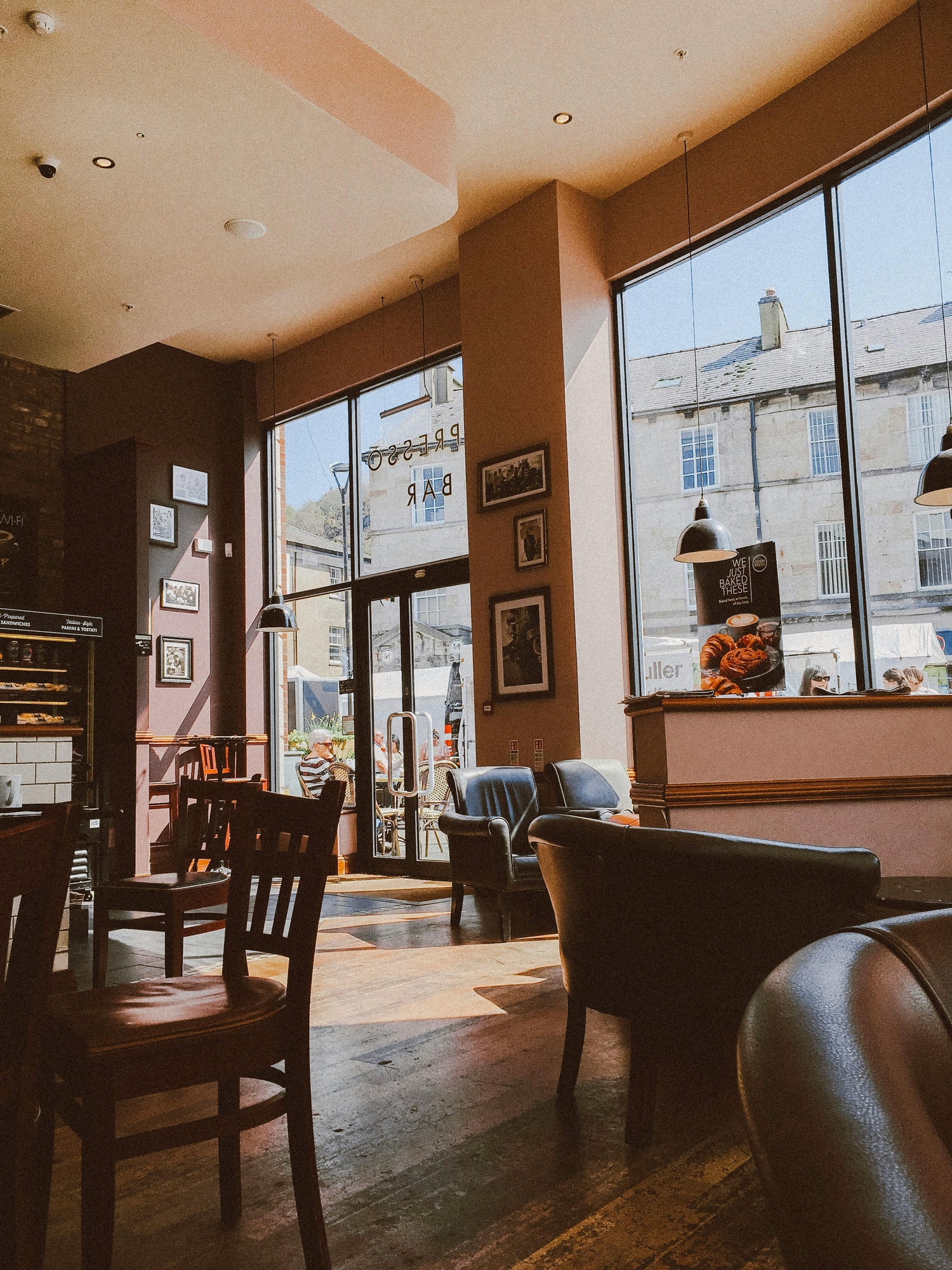 Intérieur d'un coffee shop